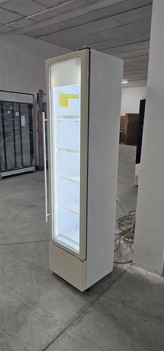 Слим Хладилна Витрина 45 см