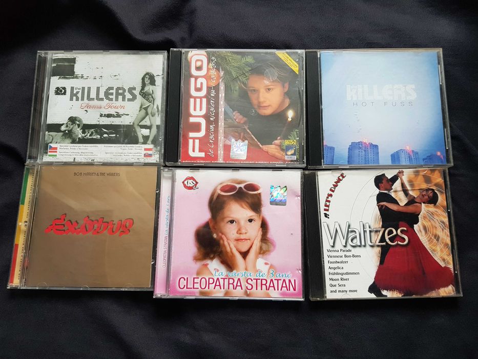 Casete, CD-uri si viniluri albume si maxi single 12”