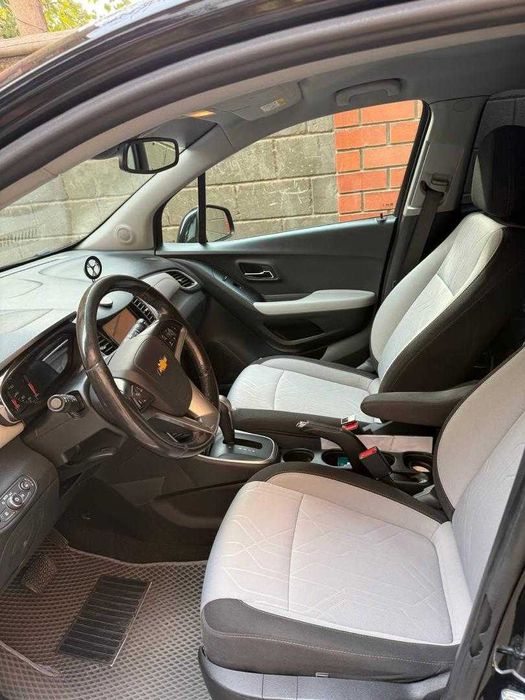 Tracker 2020 года