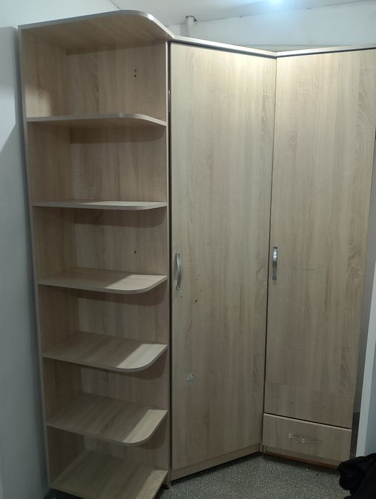 Шкаф угловой со столом