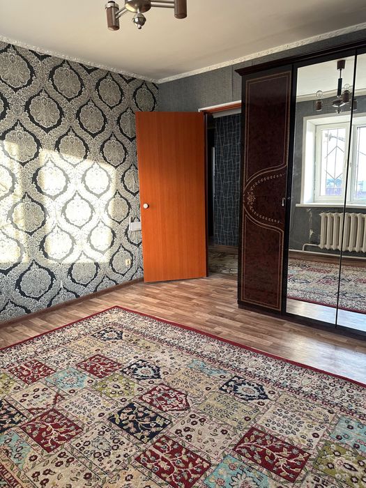 Сдам 3 комн квартиру на 7мкр