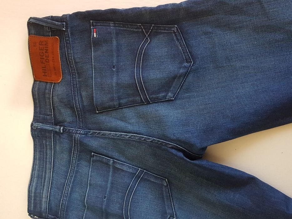 Blugi  Tommy hilfiger