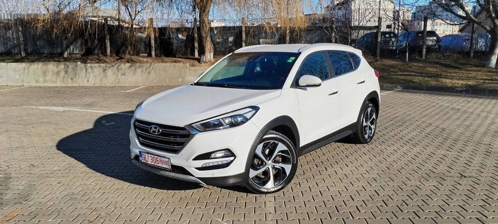 Hyundai Tucson// 1.7 crdi 141 cp euro 6// automat