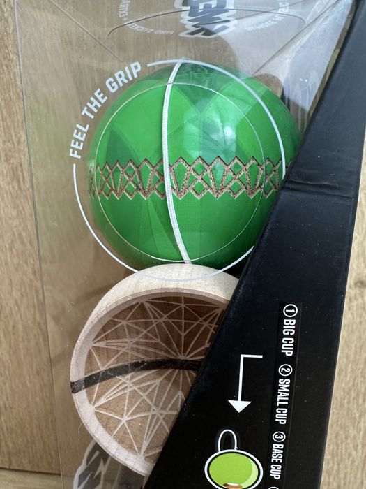 Kendama Sweets Emerald Christian Fraser, ultimul model - STICKY  Clear