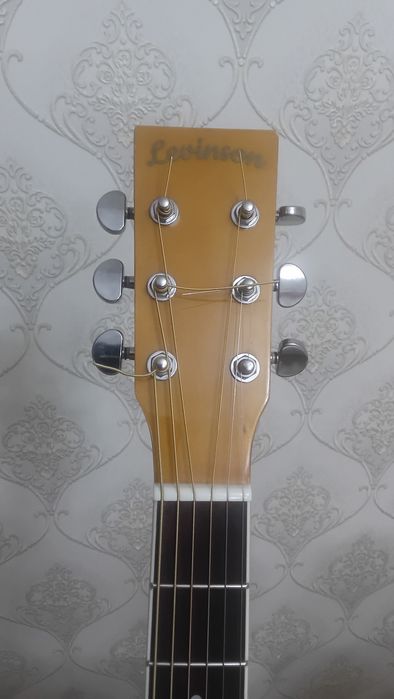 Электроакустическая гитара Levinson