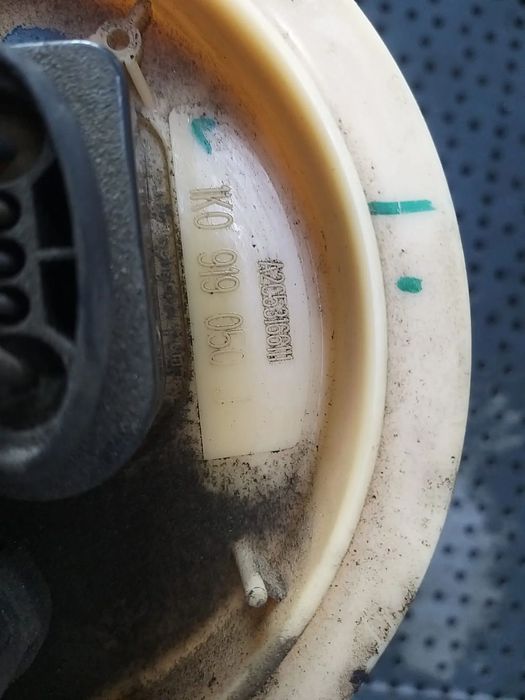 Pompa combustibil vw golf 5 1k 1k0919050j