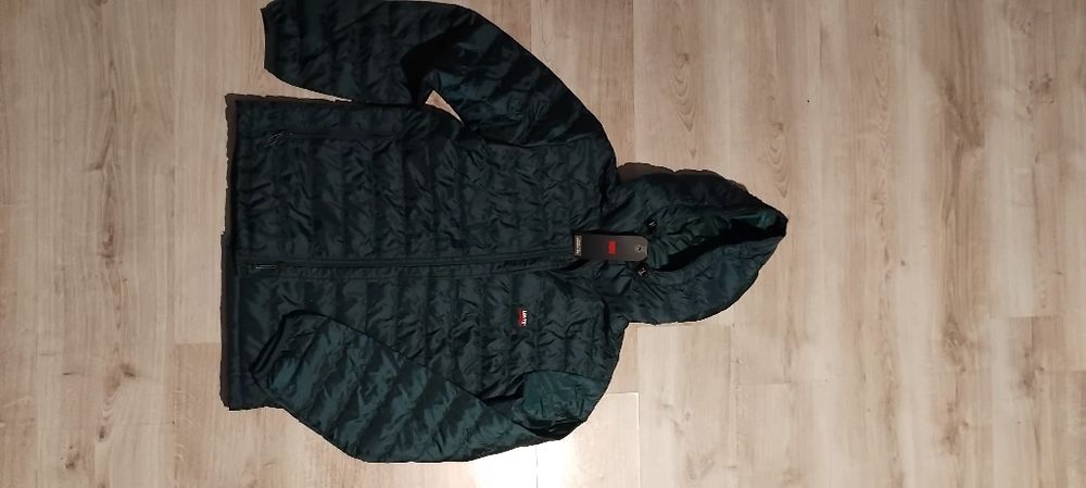 Geaca levis marimea s noua