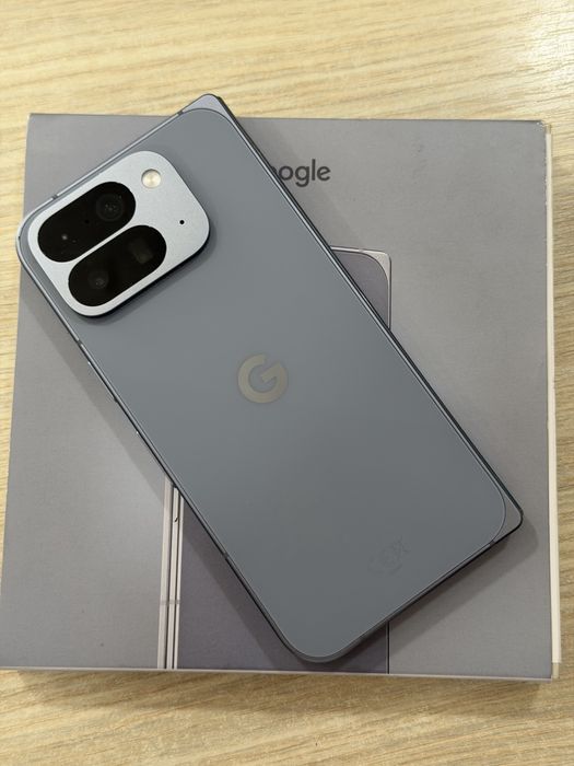 Google Pixel 10 Pro Fold 512GB/16gb Ram - Moonstone/Pierre de Lune - 53 incarcari/Impecabil/garantie !!!