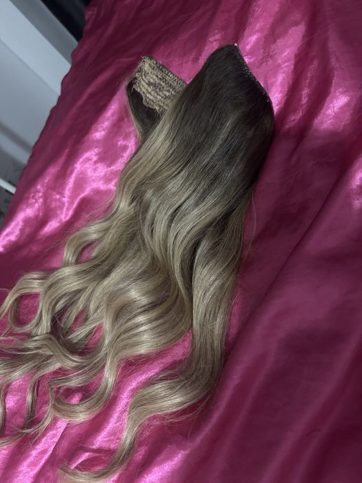 Extensii din păr natural flip in (cu fir transparent)