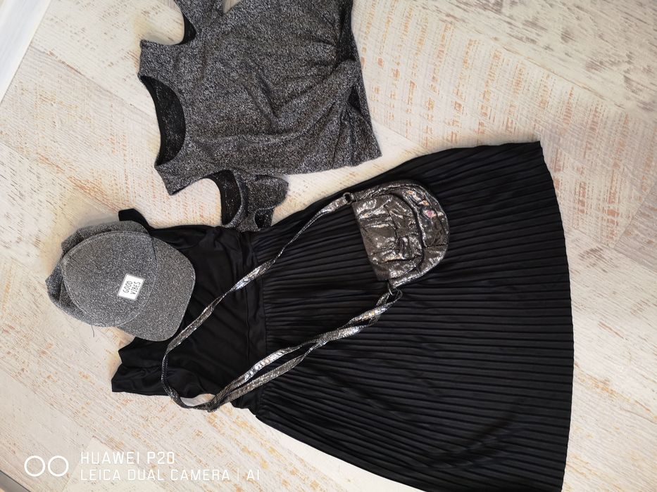 Рокля за 8-10г..