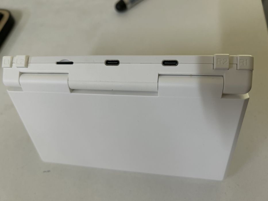 Продается Anbernic RG DS