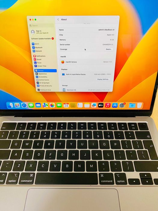 MacBook Air 13 2022, Apple M2, 8GB RAM, 256GB SSD, Space Grey, 97% BH