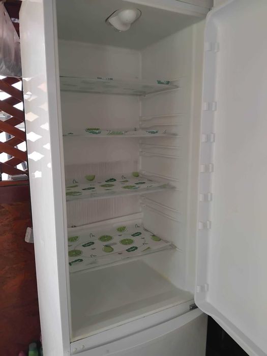 vand frigider