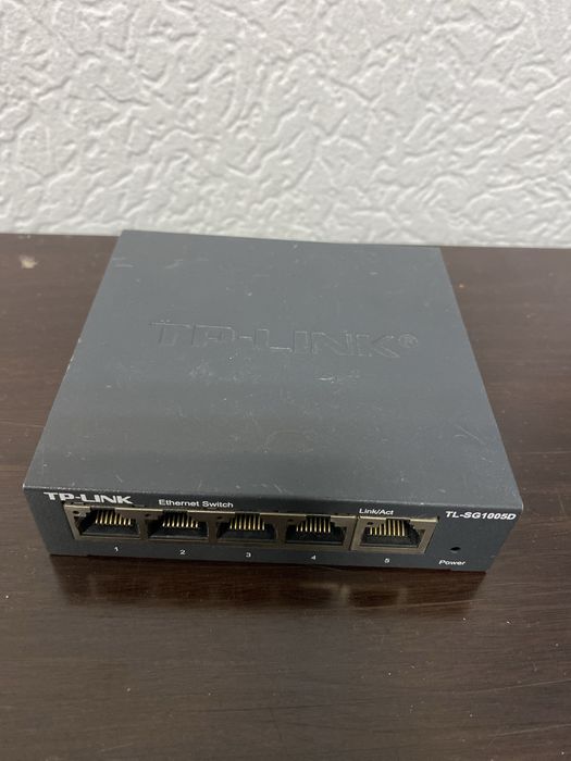 Сетевой коммутатор TP-Link TL-SG1005D