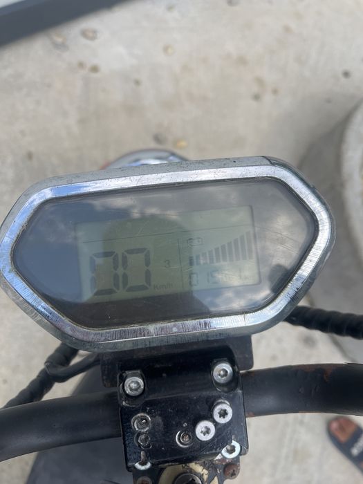 Se vinde Scuter electric,prinde 45 km/h,stare buna
