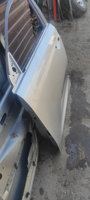 Дверь водительская KIA sportage 3