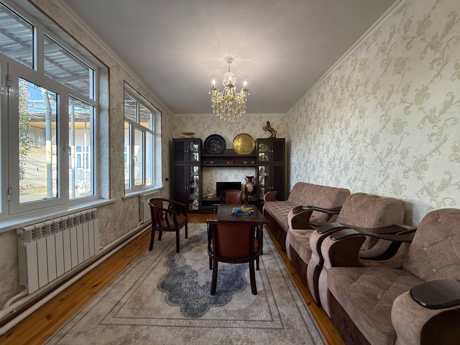 Tayyor 4.5 sotiqli hovli sotiladi