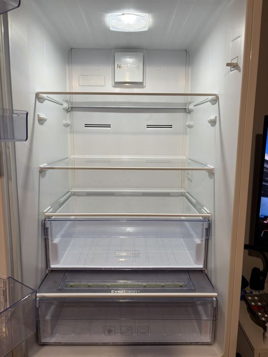 Хладилник Beкo с фризер