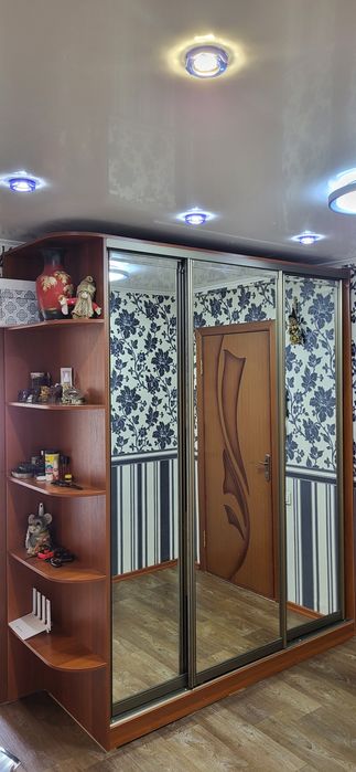 Продам шкаф купе