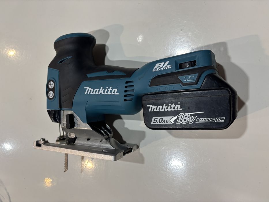 Pendular makita DJV181 2025 ca nou