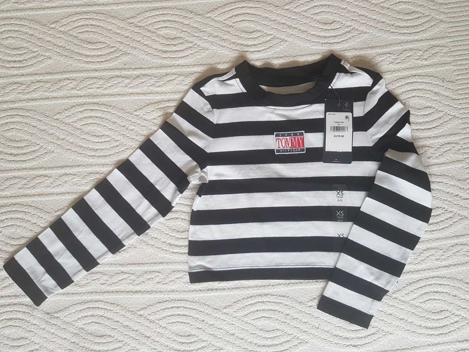 Детски дрешки Tommmy Hilfiger, размери 98/104- нови и употребявани