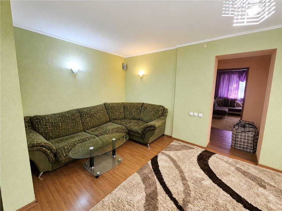 Продам 3 комн квартиру студию, на востоке