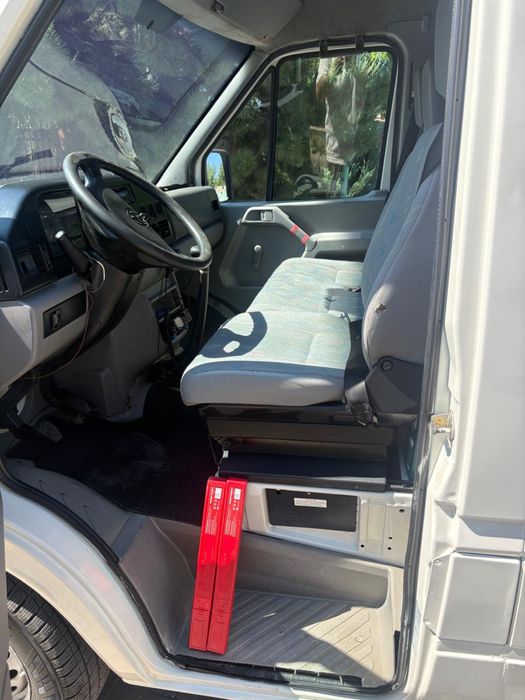 Volkswagen LT 35 2.5 TDI – 2006 – Lung și Înalt – 3.5T