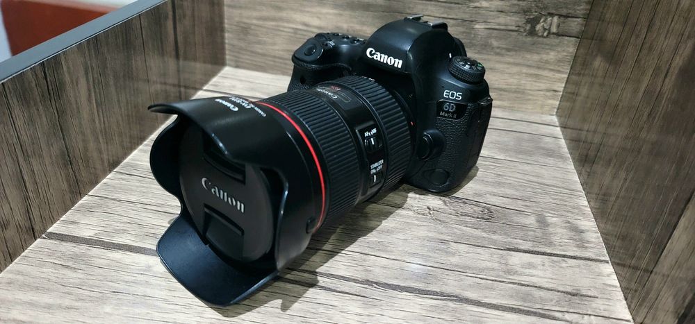 CANON 6D MARK II Фотоаппарат сотилади