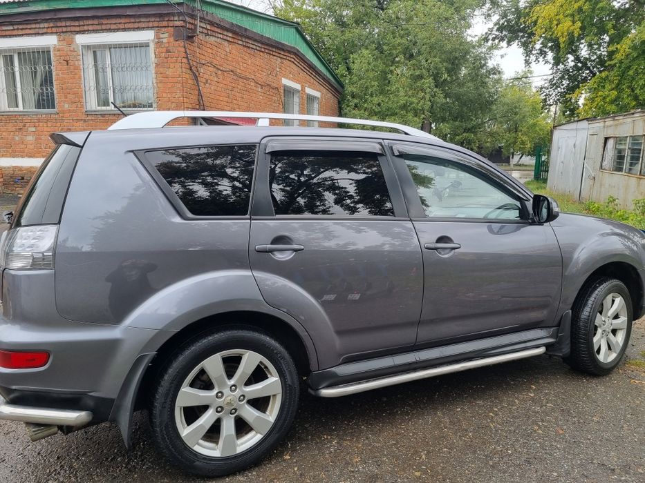 Продам срочно mitsubishi outlander