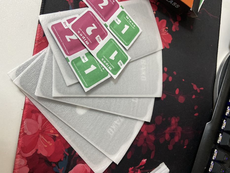 Защитные стекла на 13 айфон