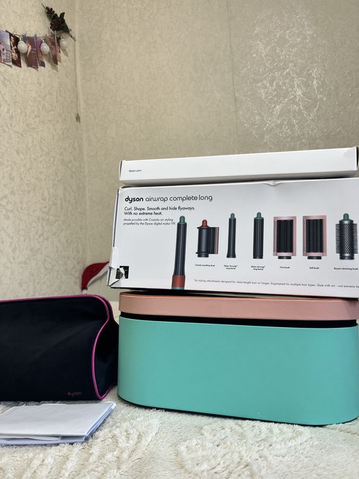 Продаю новый оригинальный дайсон