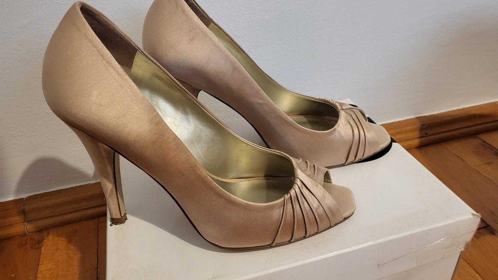 Pantofi dama Nine West - marime 37