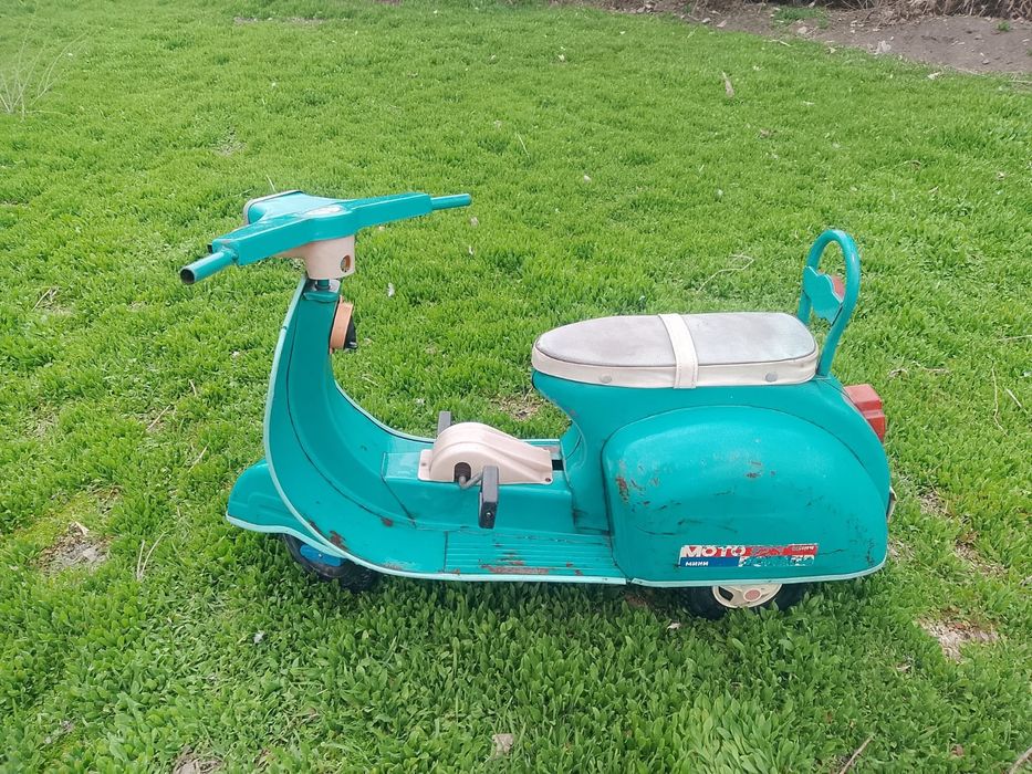 Велик Педальный мотороллер