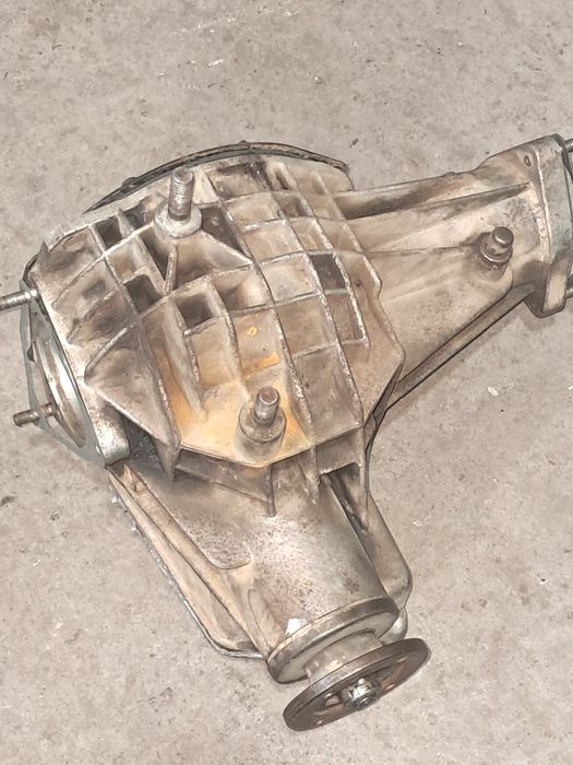 Передний мост редуктор на ниву