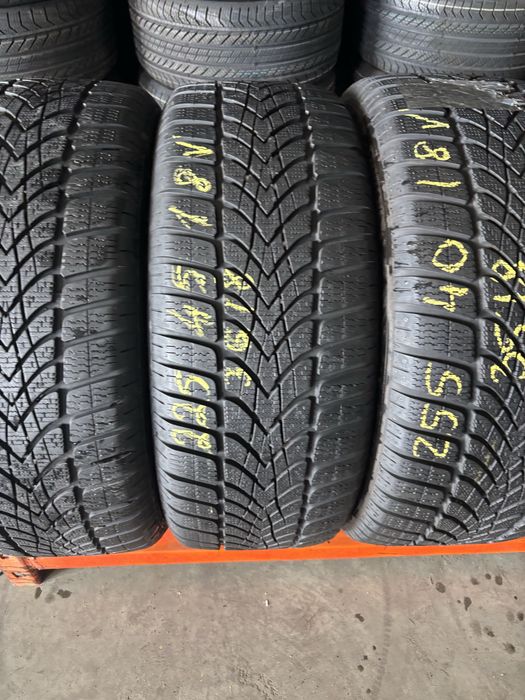 Anvelope Iarna 255/40/18 si 225/45/18 Dunlop SP Winter Sport 4D 255 40 18 225 45 18 R18