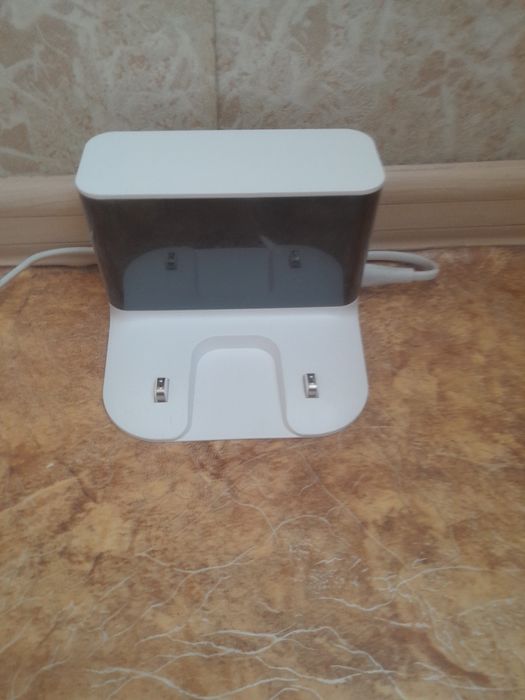 Продаю робот - пылесос.