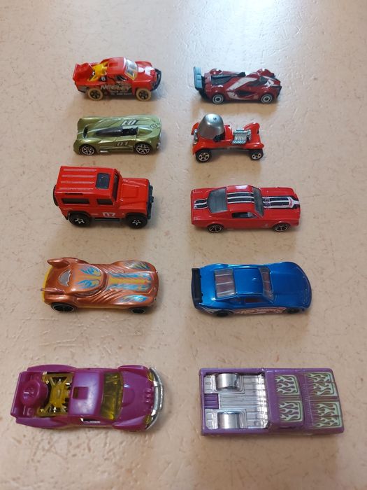 Колички hot wheels
