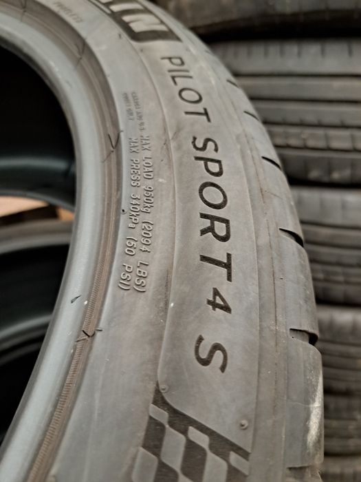 2 anvelope 275/40 R20 Michelin