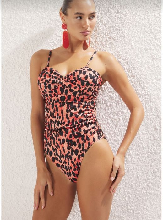 Нов бански костюм 38 размер