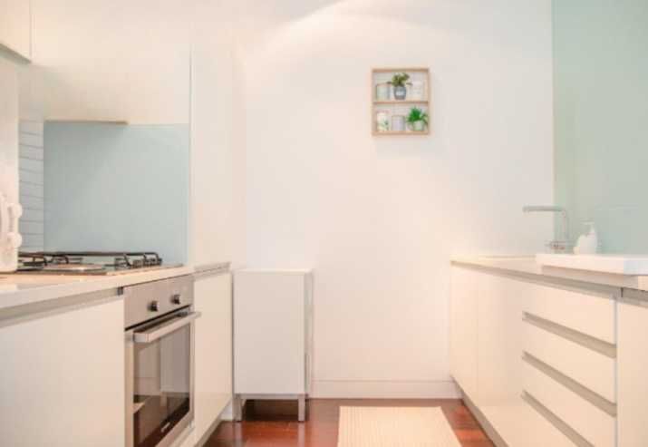 Дава се под наем Двустаен апартамент в София, Зона Б-18 - 55 кв.м за 598.23 € - Снимка #1