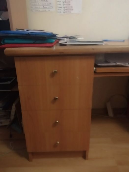 Работно/ ученическо бюро