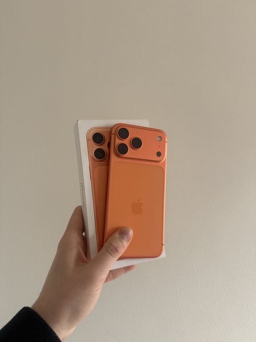 iPhone 17 Pro Max 256gb Cosmic Orange