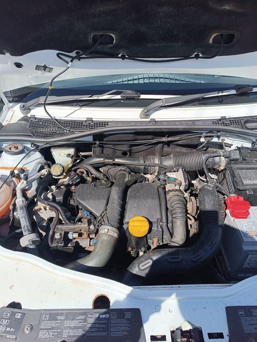 Motor Dacia Duster 1.5 Dci 110 cp dezmembrez, uși interior