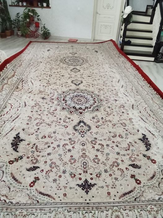 Продам Ковер срочно