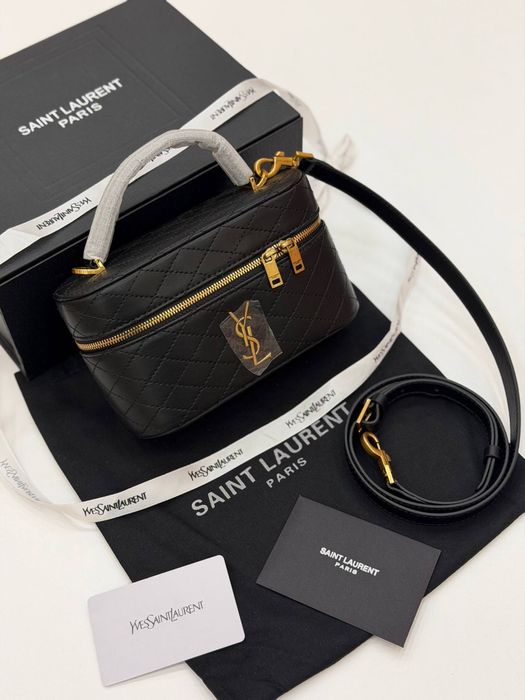 Geanta YSL , din piele