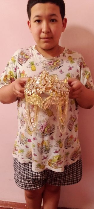 Замонавий тилла кош арзон нархда