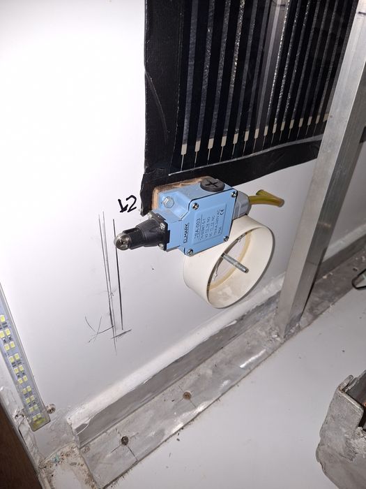 Vind incubator automat1320 oua gaina