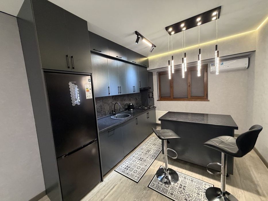 Посуточная Квартиры Gardens Residence