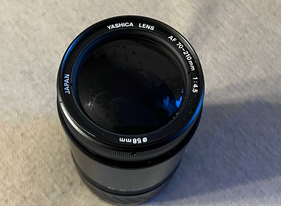 Obiectiv Yashica AF 70-210mm f4.5 montura Contax Yashica C Y