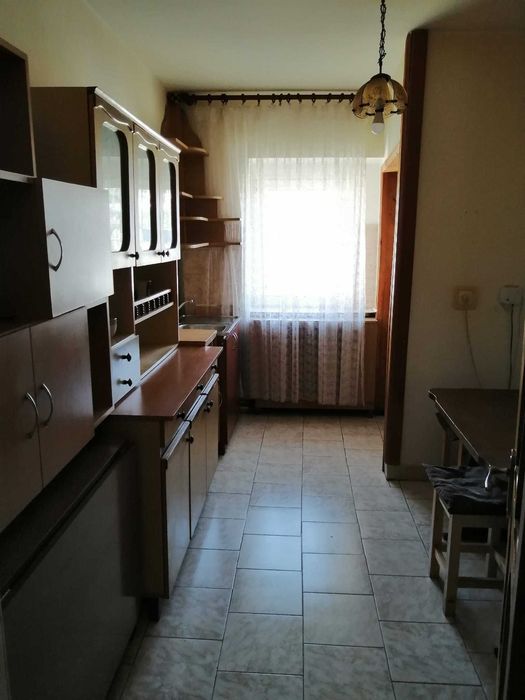 PROPRIETAR - GARA/BILLA - Camera in apartament 4 camere